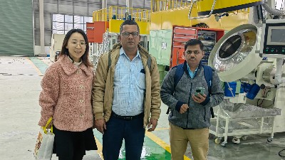 印度老客戶再下三臺自動噴涂設(shè)備，并到訪考查安捷倫新工廠